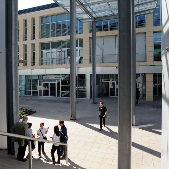 cortile del Dipartimento di Ingegneria e Scienza dell'Informazione