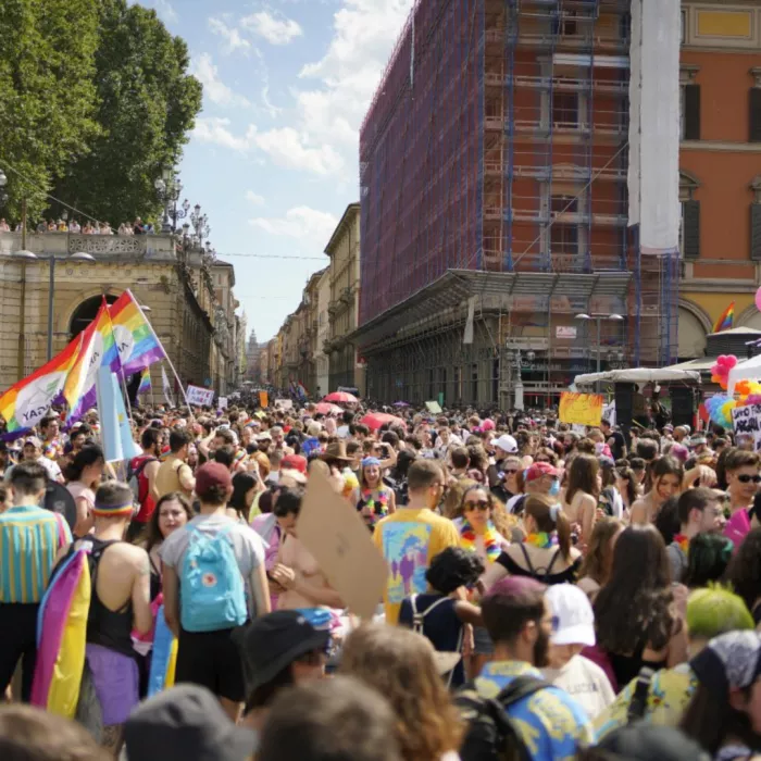gruppo di persone LQGBT+