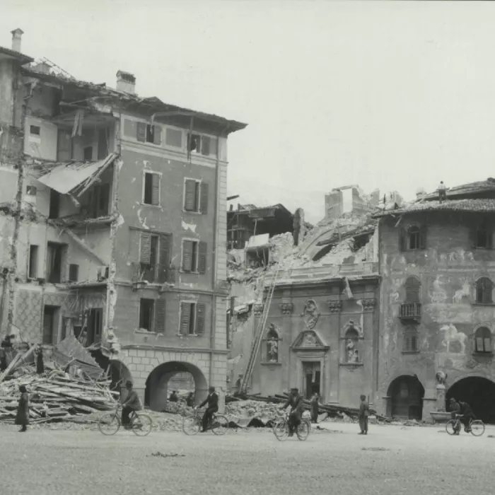 Bombardamento di piazza duomo a Trento